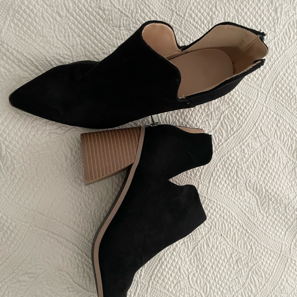 Ankle booties- black faux microsuede